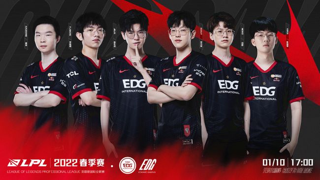 体坛联播｜利物浦世界波射杀阿森纳，13亿英镑签下伊萨克